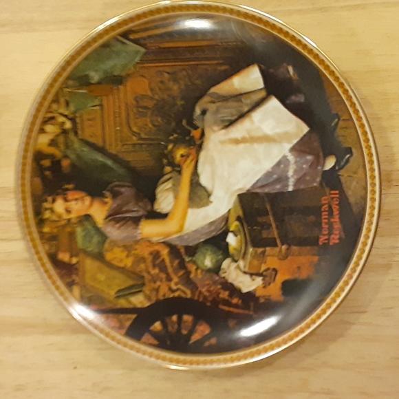 Knowles Norman Rockwell Ltd Ed  "Dreaming In The Attic"  Certified Stamp NWOT - Picture 11 of 11